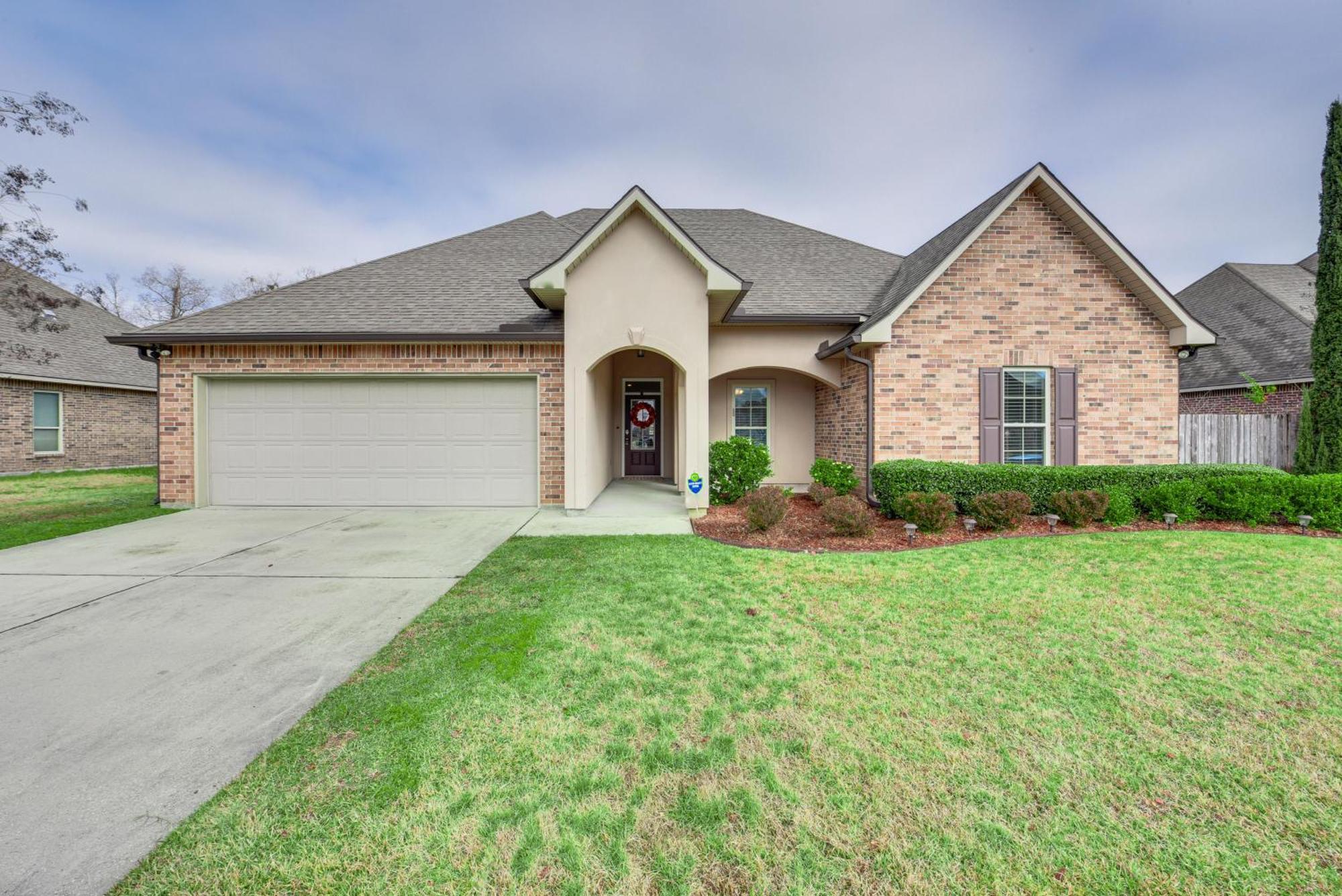 Spacious Zachary Home 12 Mi To Baton Rouge! エクステリア 写真